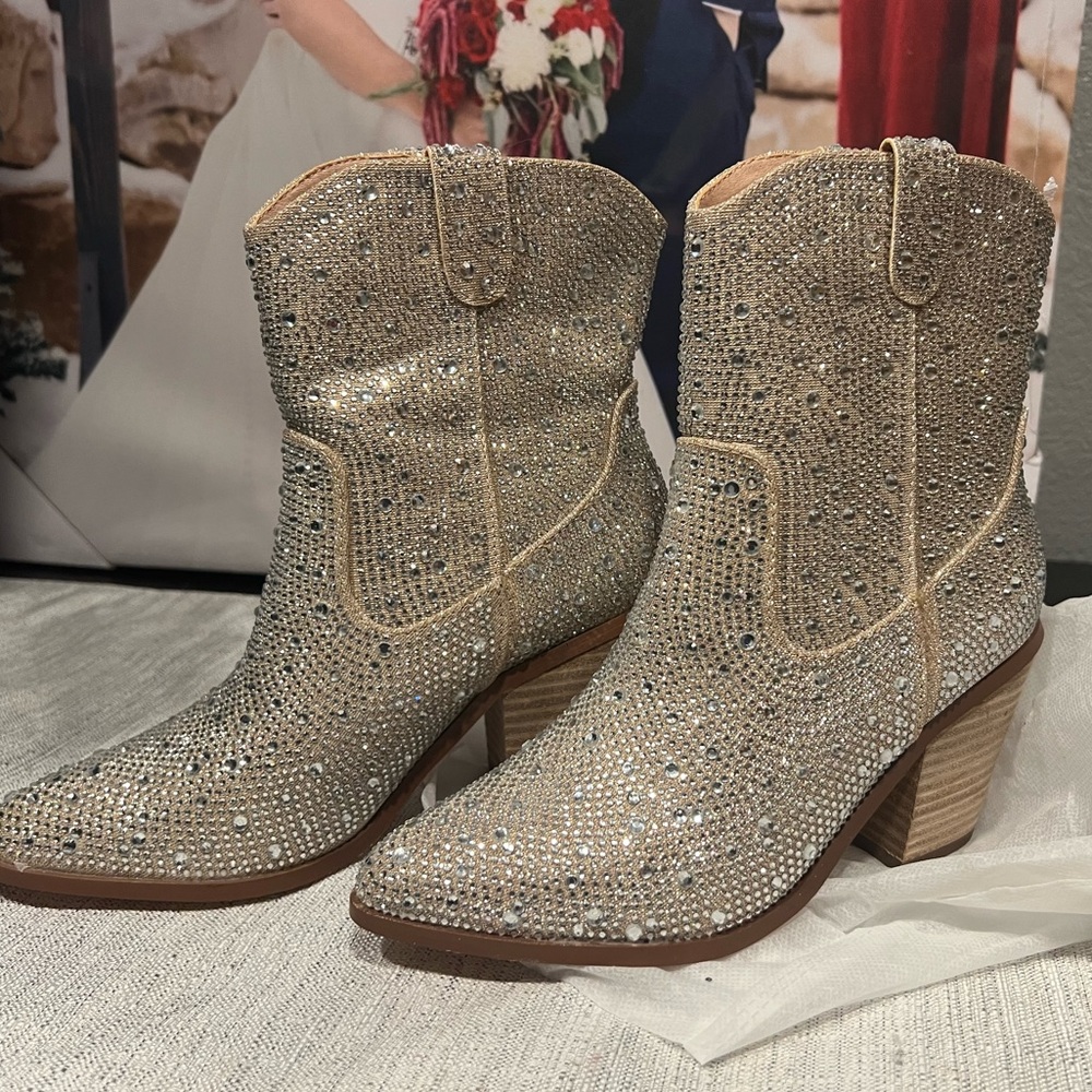 Brand new rhinestone boots size 6